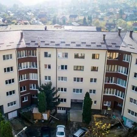Ely Apartaments Borşa Екстериор снимка