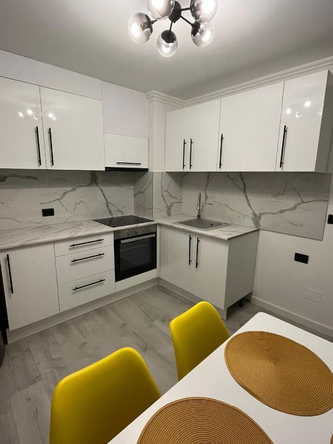Ely Apartaments Borşa Екстериор снимка